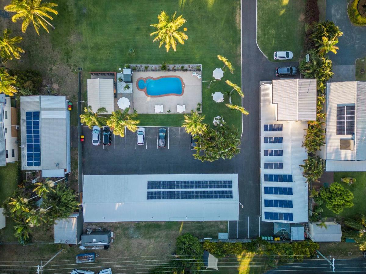 Kinka Palms Motel Yeppoon Exteriör bild