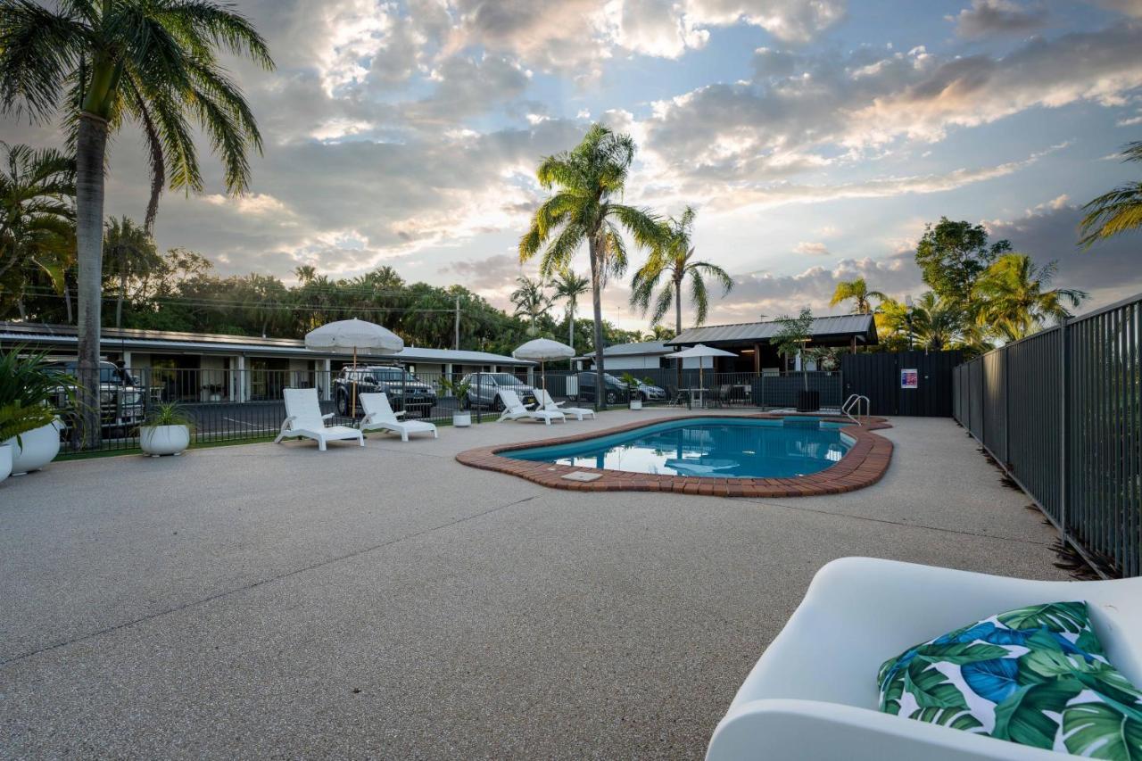 Kinka Palms Motel Yeppoon Exteriör bild