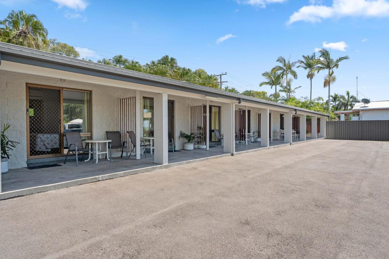 Kinka Palms Motel Yeppoon Exteriör bild
