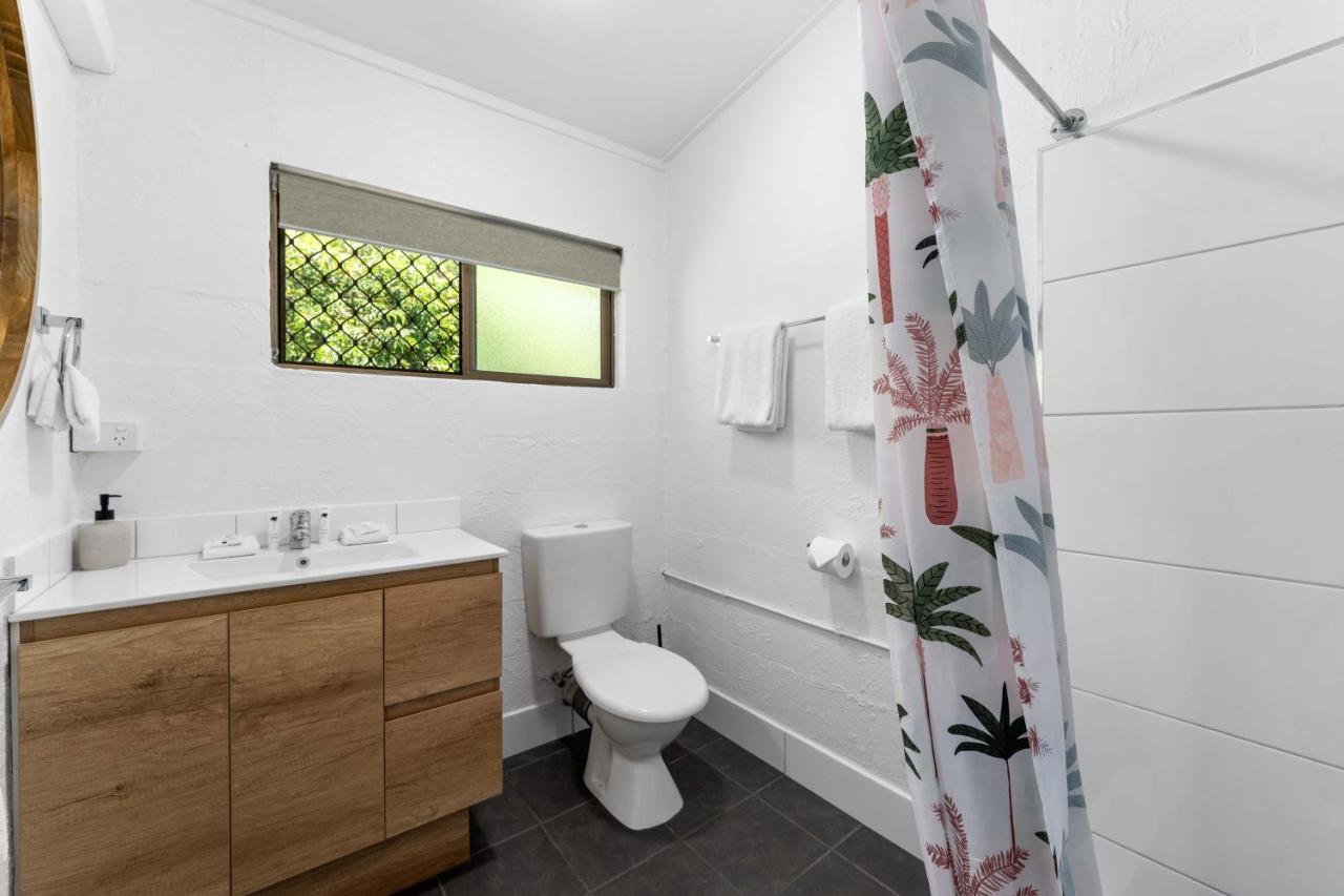Kinka Palms Motel Yeppoon Exteriör bild