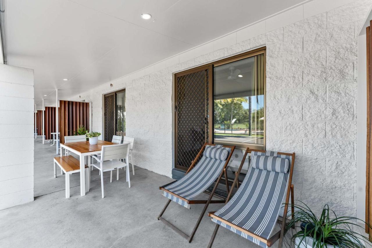 Kinka Palms Motel Yeppoon Exteriör bild