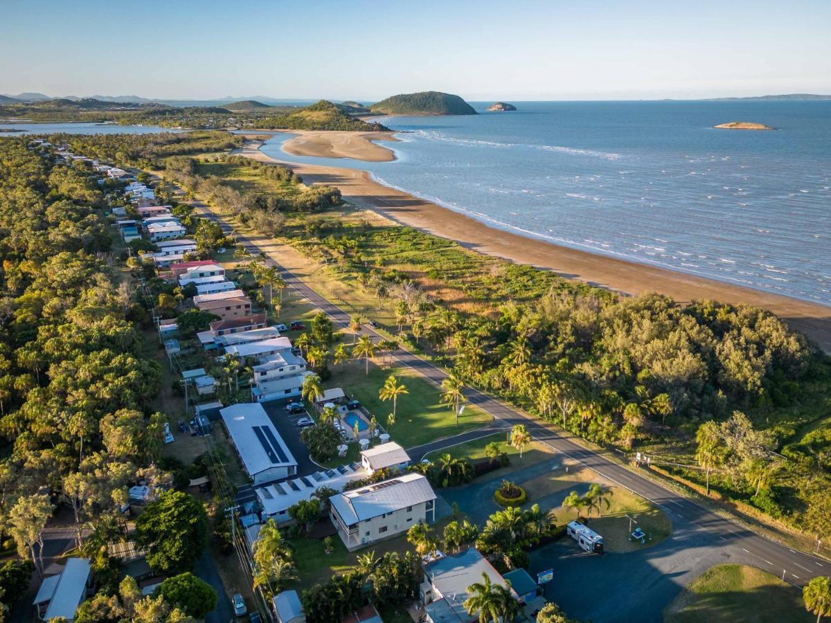 Kinka Palms Motel Yeppoon Exteriör bild