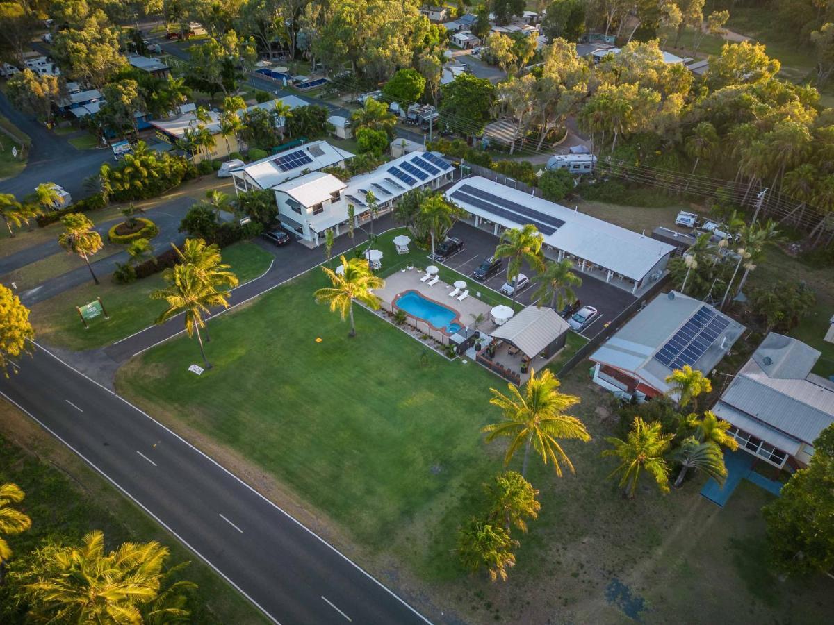 Kinka Palms Motel Yeppoon Exteriör bild