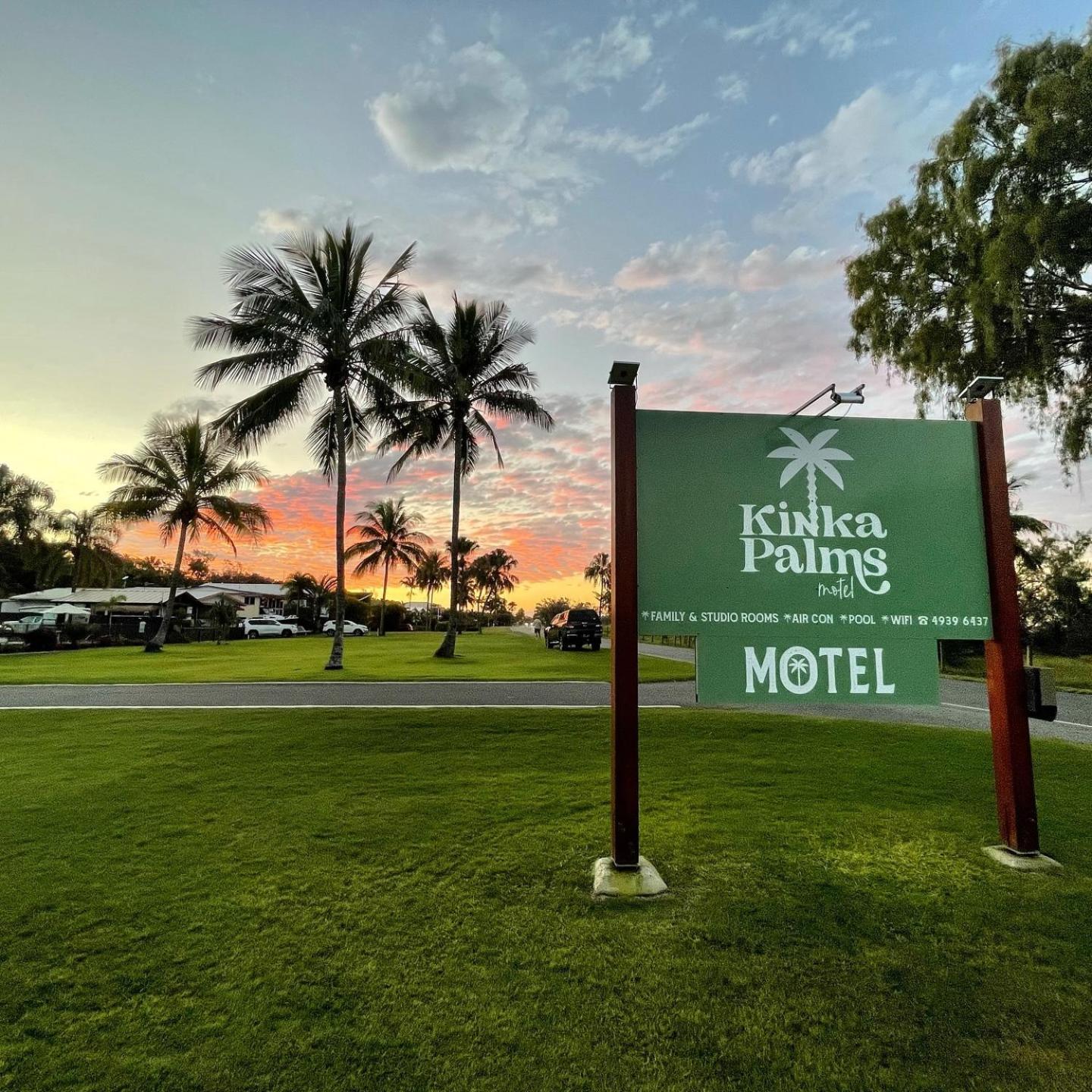 Kinka Palms Motel Yeppoon Exteriör bild